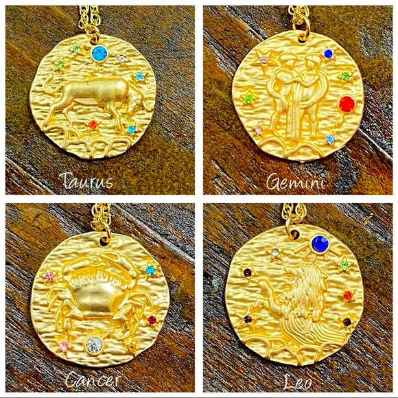 🌵4/$30 New Crystal Zodiac Pendant Necklace - Picture 4 of 5